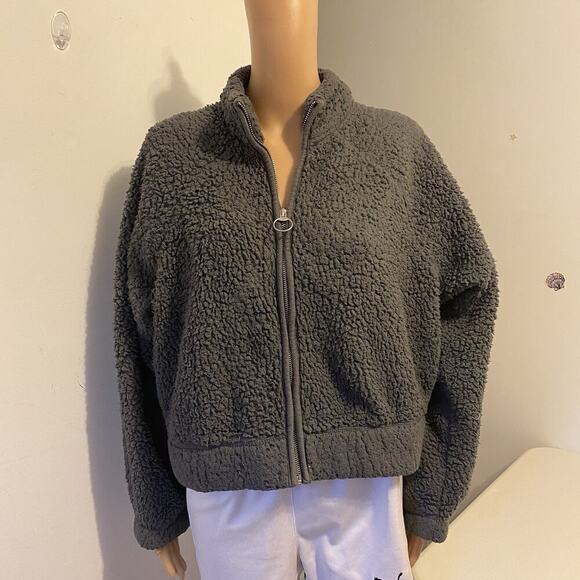 Hollister Y2K Womens M Short Fleece Gray Puffy Teddy Jacket FullZip 2Pocket Cozy - Picture 7 of 11